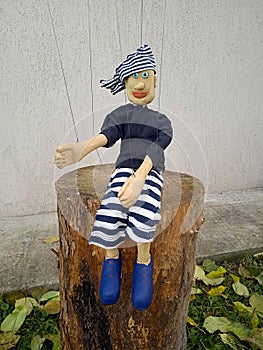 Marionette or string puppet